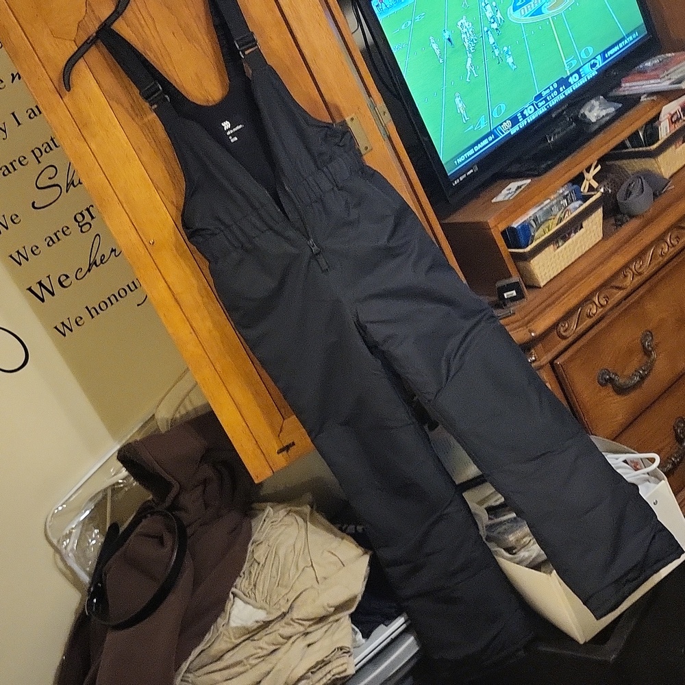 Youth Medium 10-12 bib snow Pants Black Target Brand
